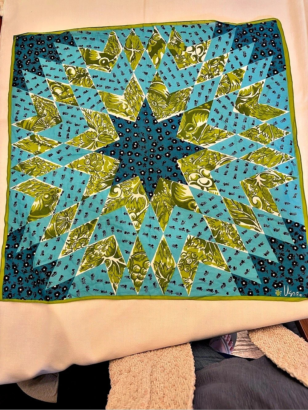 Vera Printed Geometric Scarf in Blue & Green Like New